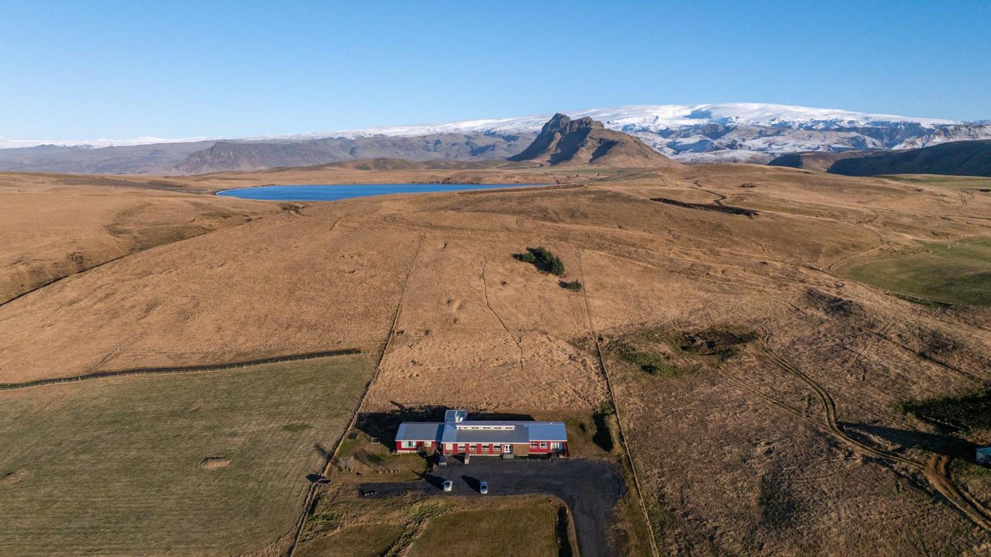 Volcano Hotel Vik i Myrdal Екстер'єр фото
